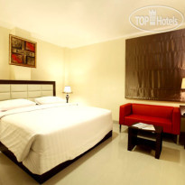 Glassio Hotel Roxy Jakarta