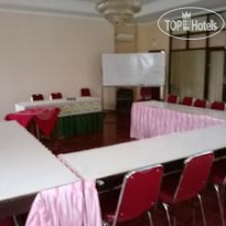 Istana Hotel 