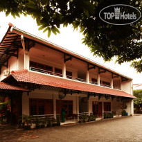 Arini Hotel 