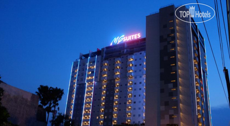 Фотографии отеля  MG Suites Maven Semarang 4*