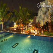 Paddy City Resort Malang Hotel Бассейн