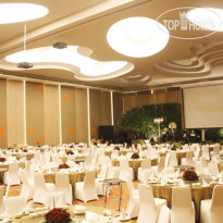 Harris Hotel & Conventions Ciumbuleuit - Bandung 