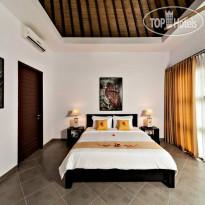 Discovery Candidasa Cottages and Villas Deluxe Cottage bedroom