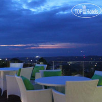 MaxOneHotels at Bukit Jimbaran 3*