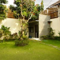 Legian Living Villas 