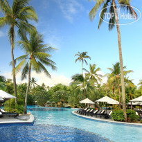 Главный бассейн в Melia Bali Indonesia 5*