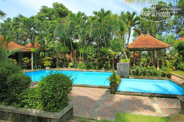 Фотографии отеля  Dewa Bharata Bungalow Ubud 3*