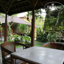 Lokasari Bungalows Spa & Gallery 