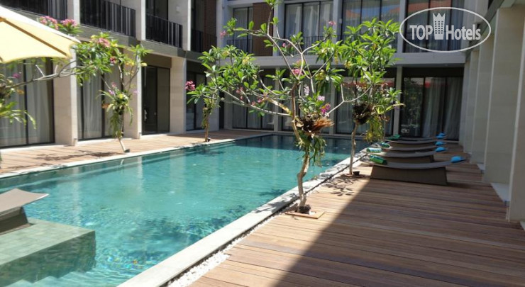 Фотографии отеля  Terrace at Kuta Hotel 3*