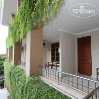 Tirtha Inn Pondok Anyar Балкон