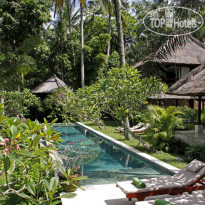 Villa Pantulan Bali Бассейн