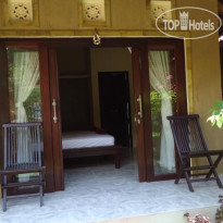 Bali Relax's Homestay And Cafe 