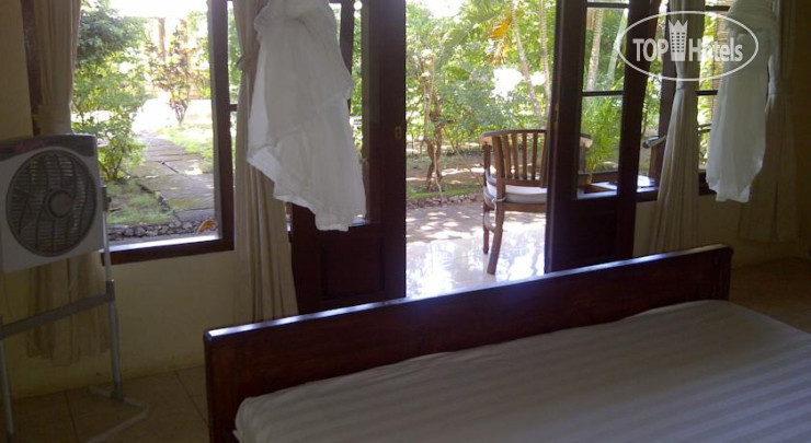 Новые добавленные фото туристов Romeo Beachfront Bungalow 1*