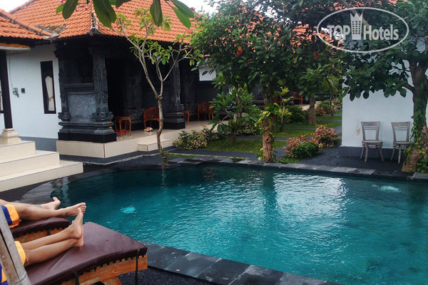 Фотографии отеля  Wahyu Dewata Villas 2*