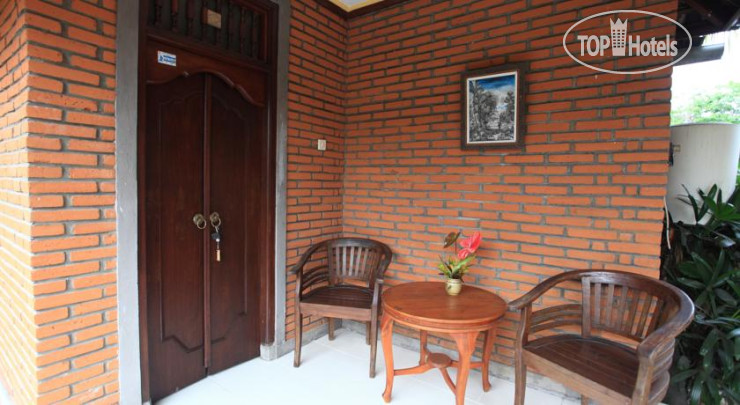 Фотографии отеля  Budi House Bungalows 