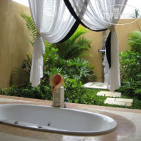 Aruna Villa