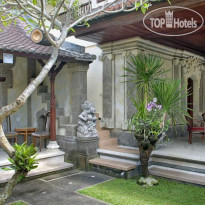 Teja Guest House & Gallery