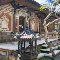 Teja Guest House & Gallery