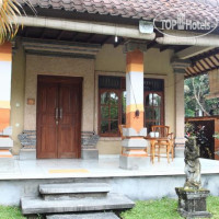 Bali Putra Villa 2*