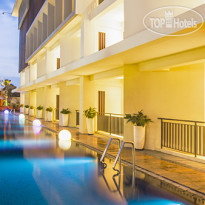 Harris Hotel Seminyak