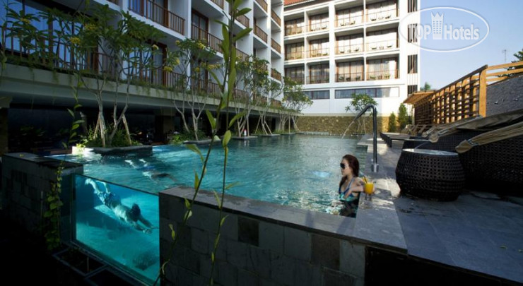 Фотографии отеля  Grand Zuri Hotel Kuta Bali 4*