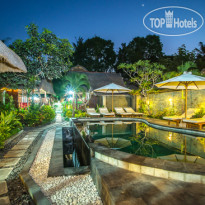 The Nicho's Bungalow & Restaurant 