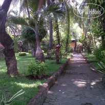 Padang Lovina Seaside Cottages 