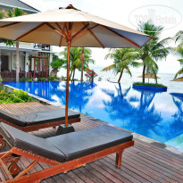 Padma Sari Beach Front Resort 