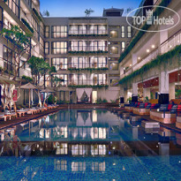 NEO Hotel + Kuta Legian 