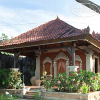 Segara Bukit Seaside Cottages 