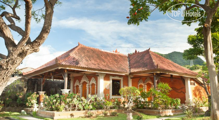 Фотографии отеля  Segara Bukit Seaside Cottages 2*