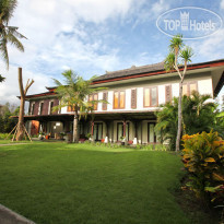 Rama Beach Resort and Villas 