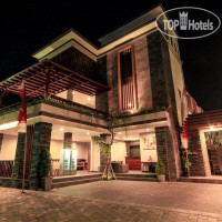 Transera Kamini Legian Hotel 3*