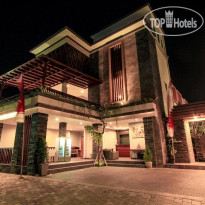 Transera Kamini Legian Hotel 