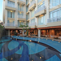 Bedrock Hotel Kuta 