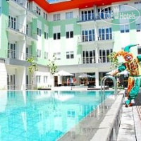 Harris Riverview Kuta 4*