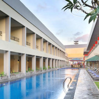 Kuta Station Hotel & Spa 3*