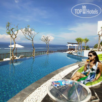 Главный бассейн в Samabe Bali Suites & Villas 5*