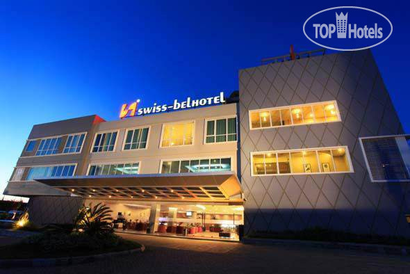 Фотографии отеля  Swiss-Belhotel Kendari 4*