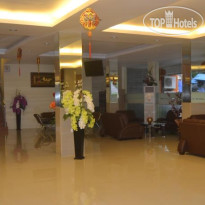 Agraha Andalas Hotel Лобби