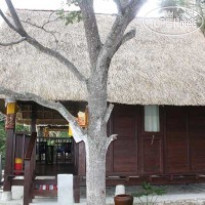 Song Lambung Beach Huts 