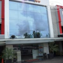 Homeinn Palembang Отель