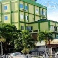 Bunda Hotel Padang 2*