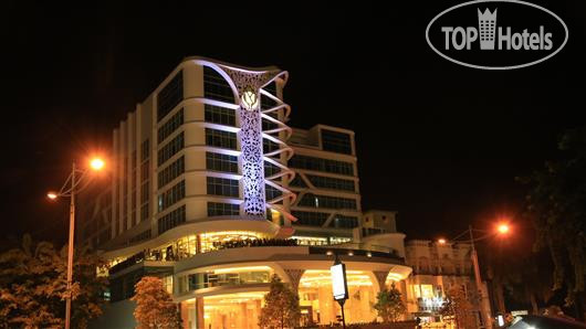 Фотографии отеля  Golden Tulip Galaxy Banjarmasin 4*