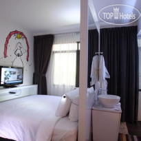 Zoom Inn Boutique Hotel 