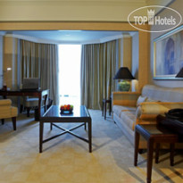 Le Meridien Kuala Lumpur le royal club suite