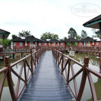 Firefly Park Resort 3*