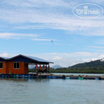 Dream Cage Fish Farm Floating Chalet 