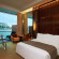 Fullerton Bay 
