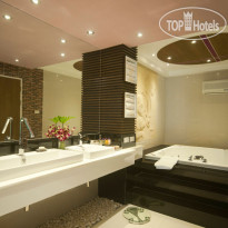 The L Resort